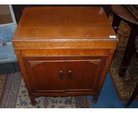 A 1930's Gramophone, 'The Alba',  26" wide x 18" x 32" high (working at time of lotting) and a selection of 78's records, 'Tu