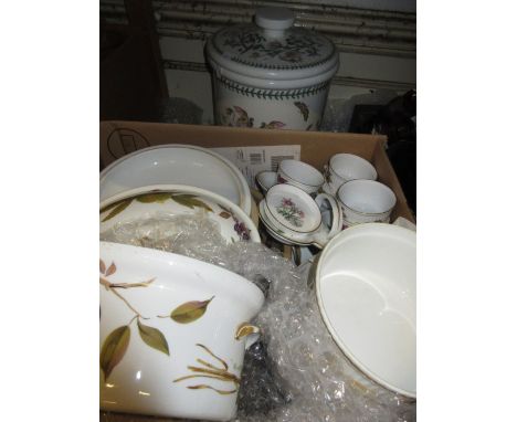 Large Portmeirion cylindrical jar and cover, quantity of Royal Worcester oven to table ware and a large pottery bowl