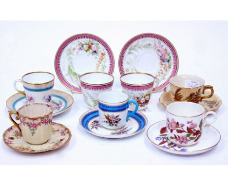 A GROUP OF SEVEN VARIOUS WORCESTER CUPS AND SAUCERS (some AF) 
