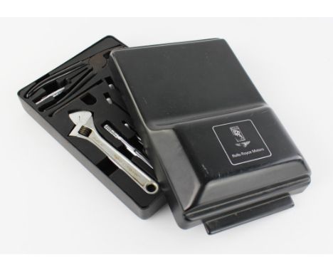 Bentley Mulsanne & Bentley Turbo R & Bentley Eight / Rolls-Royce Silver Spirit II & Silver Spur II Motor Car Tool Kit & Bulbs