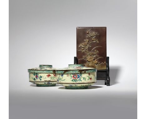 A CHINESE DUAN STONE TABLE SCREEN AND A PAIR OF CANTON ENAMEL BOXES AND COVERS 19TH CENTURY The screen carved in relief with 