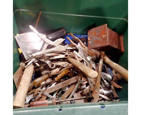 Tub of mixed tools. Not available for in-house P&amp;P 