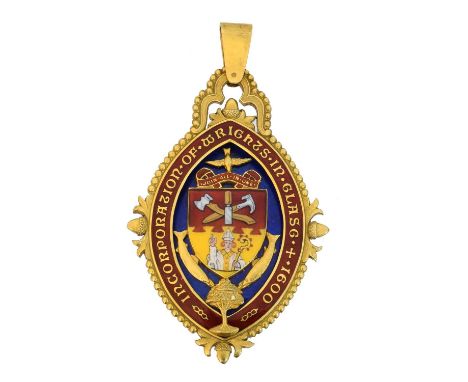 An 18ct gold enamel pendant, An 18ct gold enamel pendant, commemorating the 'Incorporation of Wrights in Glasgow 1600,' the v