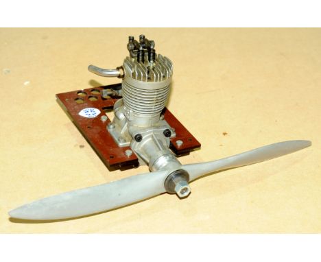 OS Max an unboxed model engine. Condition appears to be generally Good (unchecked for completeness and untested).&nbsp;Please