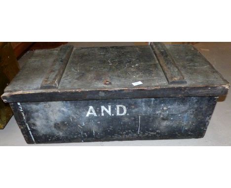 A pine tool trunk