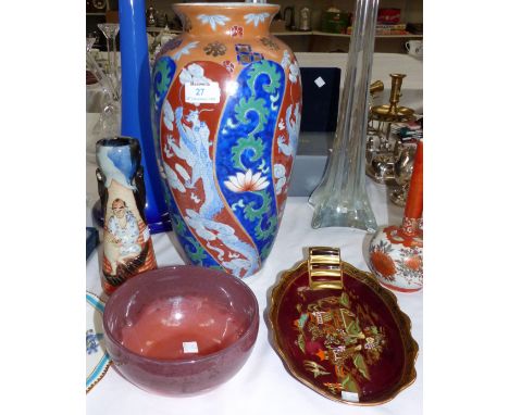 An Imari vase, 14"; a Chinese vase; a Carltonware dish; coloured glass bowls