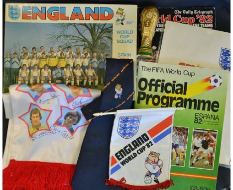 1982 World Cup Collection to include official programme, Spain 1982 official jigsaw, Bulldog Bobby pamphlet and pennant, Dail