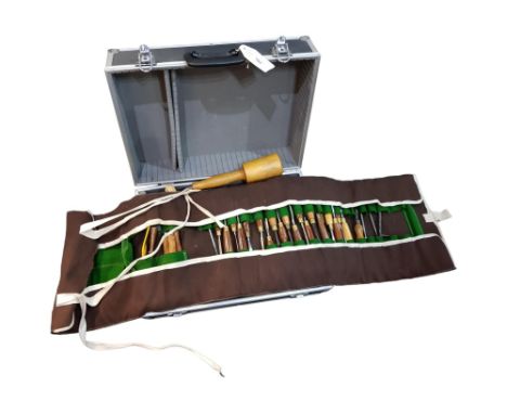CASE OF WOOD WORKING TOOLS 