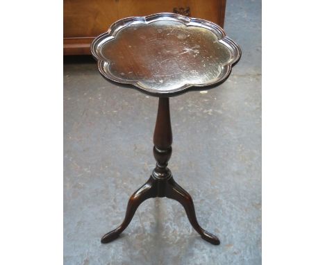 MAHOGANY SHAPED TOPPED TRIPOD WINE TABLE 