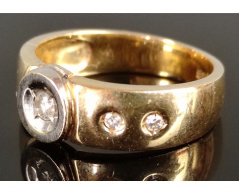 Brillant-Ring, mit 5 kleinen Brillanten, 585/14K Gelb- und Weißgold, 4,2g, Ringgröße 51