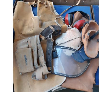 A mixed lot to include suede workshop aprons, ear defenders, tool belt etc 