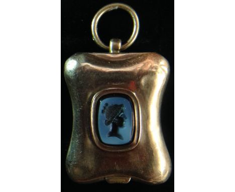 A 19th century French 18ct gold cameo mounted vinaigrette pendant, probably Paris, cushion-shaped, with in curved sides, the 