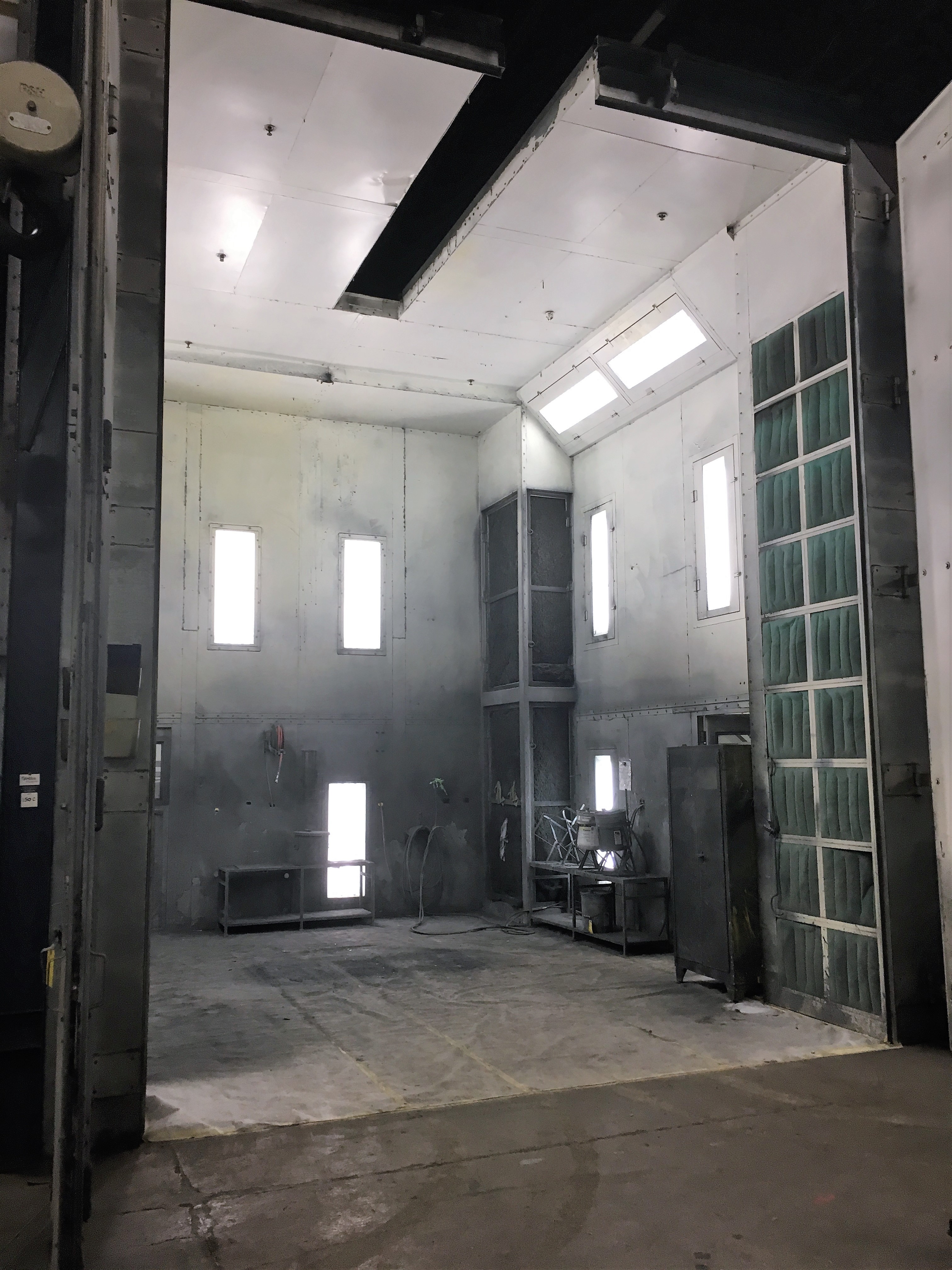 Binks Model 832448 Complete Finishing System Cross Flow Paint Booth