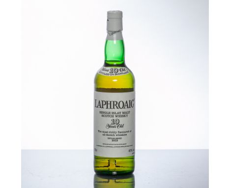 LAPHROAIG 10 YEARS OLD PRE-ROYAL WARRANT
Single Islay Malt Scotch Whisky. 70cl, 40% volume.