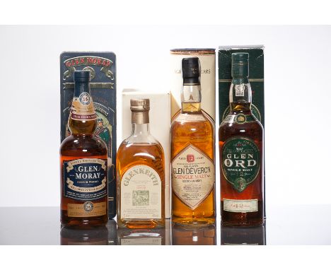 GLEN MORAY AGED 16 YEARS 
Single Speyside Malt Scotch Whisky, mellowed in wine barrels. 70cl, 40% volume, in tin. 
GLEN DEVER