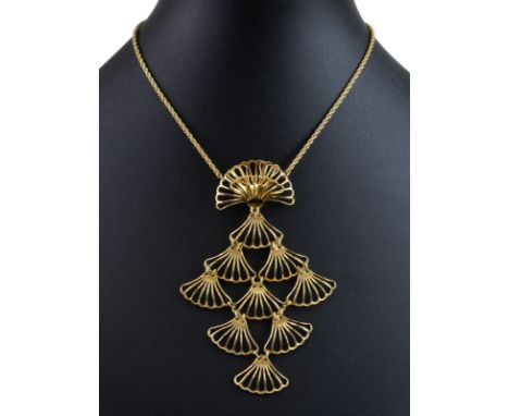 Christian Dior Collier, um 1950/60, Metall vergoldet, gedrehte Kette mit anhängen Glieder in Form von Fächern, gestempelt Chr