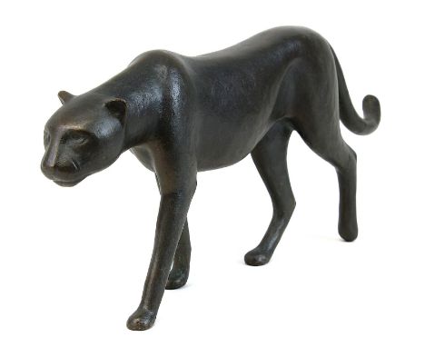 Hoffmann, Karl Joseph (Attendorn 1925 - 2017 Attendorn), anschleichender Leopard, Bronze mit schöner brauner Patina, auf link