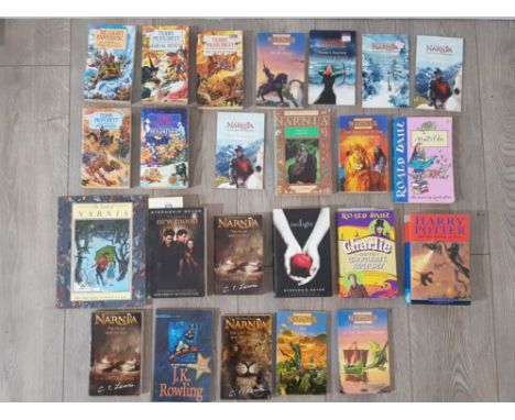 APPROXIMATELLY 24 CLASSIC SOFT BACK FICTION BOOKS INCLUDING TERRY PRATCHETT,  ROALD DAHL, J.K ROWLING HARRY POTTER AND NARNIA