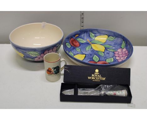 A selection of assorted ceramics including Royal Worcester 