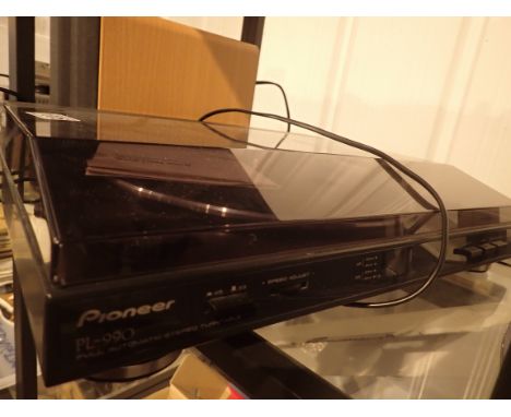 Pioneer PL-990 stereo turntable   CONDITION REPORT:  This item is working at lotting