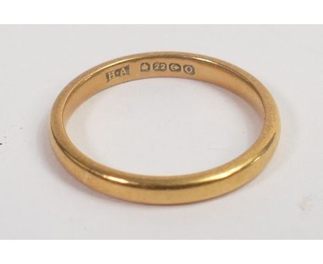 22ct gold wedding ring, size L,3.3g. 
