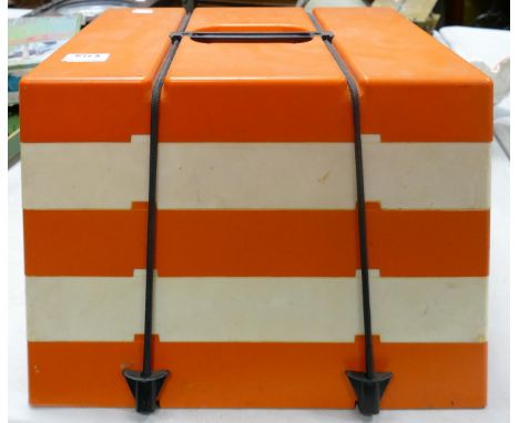 Retro Orange &amp; White Stacking Picnic Hamper 
