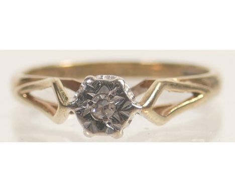 9ct gold diamond solitaire ring, size K, 1.8g. 