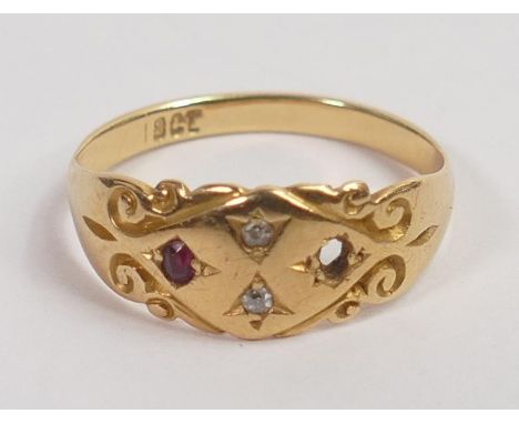 18ct gold ring set with 2 diamonds and ruby, one ruby missing, size M,3g. 