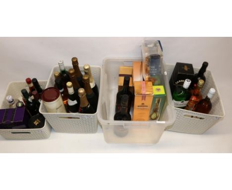 Large collection of alcohol incl. 1litre Gordon's gin, port, sherry, cocktail liqueurs, etc. (4) 