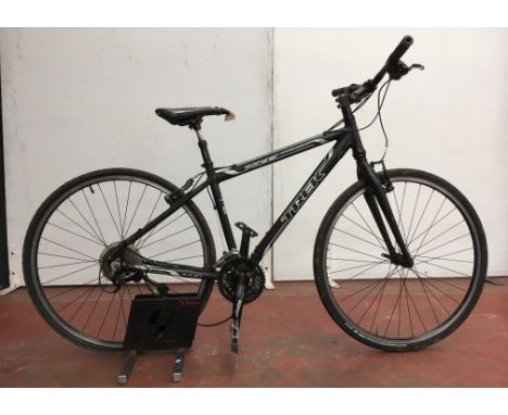 POLICE > Trek 7500 commuter bicycle. [VAT ON HAMMER PRICE] [NO RESERVE]