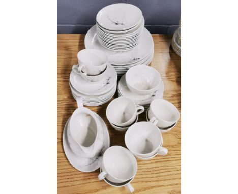 An extensive Royal Doulton Greenbriar tea and dinner service.