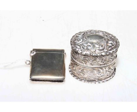 Edwardian silver vesta, Birmingham 1901, together with embossed silver ring box (2).