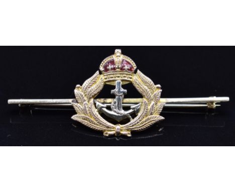 Royal Navy 9ct gold and enamel sweetheart brooch, 5.8g