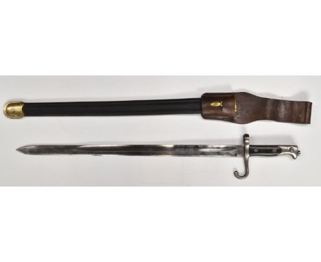 Italian 1870 pattern Vetterli bayonet stamped UU4599 to crossguard and TA to ricassso, with 52cm fullered blade with scabbard