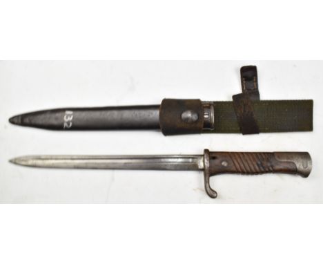 German 1898 pattern bayonet stamped 8864 to crossguard and CG Haemel to ricasso, with 25cm shortened fullered blade, scabbard