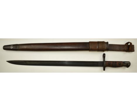 American 1917 pattern sword bayonet with cleaning hole, stamped US 1918 Remington to ricasso, with 43m blade and scabbard.&nb