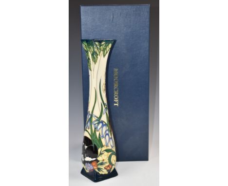 Moorcroft Rachel Bishop signed limited edition 92/100 vase decorated with recumbent and standing cats amongst flowers, dated 