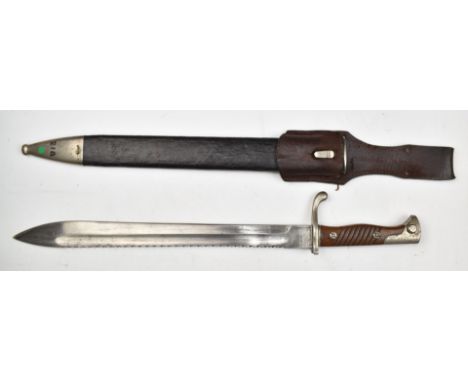 German 98/05 pattern sawback bayonet with wooden grips, no flashguard, part muzzle ring, WK &amp; C to ricasso, a 37.5cm sawb