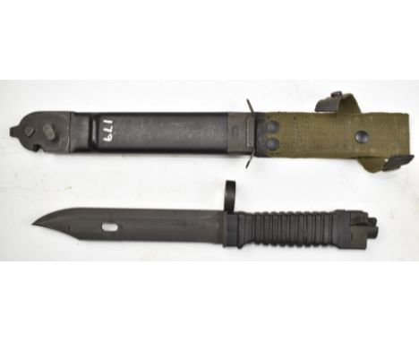 German Cold War bayonet for G3 rifle with 17.5cm serrated blade, scabbard and frog.&nbsp;PLEASE NOTE ALL BLADED ITEMS ARE SUB