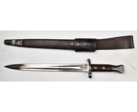 British 1888 pattern bayonet Mk I 2nd type, with some good stamps to ricasso, a 30cm double edged blade, scabbard and frog.&n