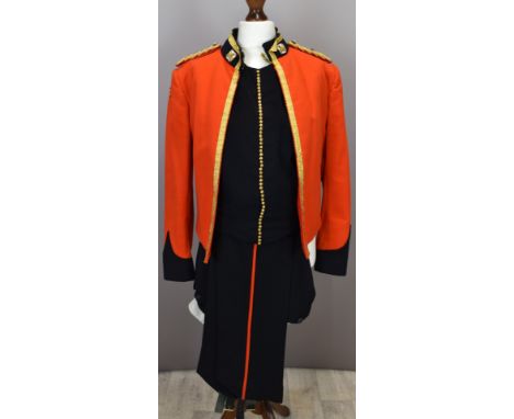British Army Royal Gloucestershire, Berkshire and Wiltshire Regiment officer's scarlet jacket with Lt Colonel rank insignia t