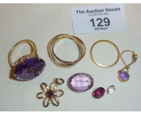 9ct gold jewellery inc. Russian wedding ring (approx 3.5g), 9ct ring set with large amethyst, earrings, loose gemstones etc