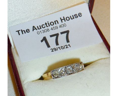 18ct gold and platinum diamond ring, approx. 2.8g and UK size L-M