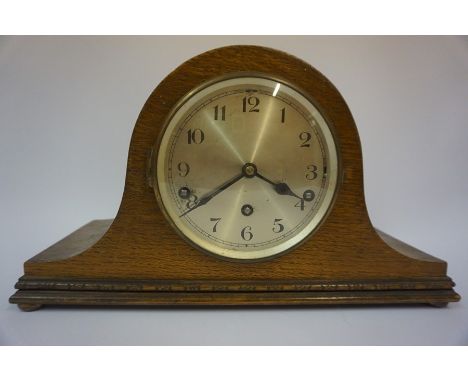 An Oak Westminster Chiming Mantel Clock, circa 1930s, 23cm high