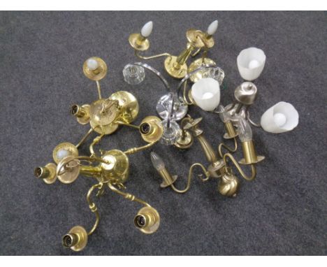 A box of six assorted pendant light fittings 