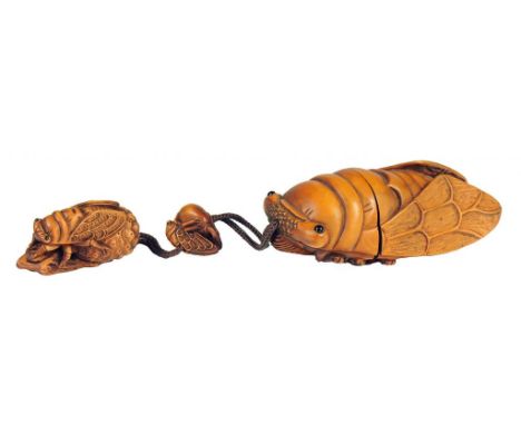 A JAPANESE BOXWOOD INRO IN THE FORM OF A CICADA WITH OJIME AND NETSUKE, 20TH C  inro 11cm h ++ In fine condition 