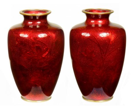 A PAIR OF JAPANESE AKASUKE ENAMEL VASES, TAISHO 15cm h, marked on rim MADE IN JAPAN ++ Both in fine condition 