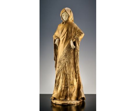 Antoine Bofill. 1875 Barcelona - nach 1925. Bez. Chryselephantine-Figur. Stehende Dame in langem Gewand mit verzierter Kante 