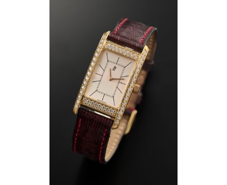 Sehr feine goldene Audemars Piguet Herrenarmbanduhr, 18 ct.  Ref. BA 14616Z.002. Gehäuseform rectangulaire. Lunette und Anstö