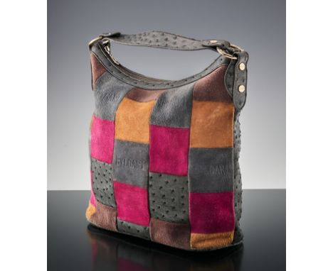 Bulgari Hobobag.  Schultertasche. Graues Straußenleder und Veloursleder-Patchwork. 1980-er Jahre. 32 x 30 cm